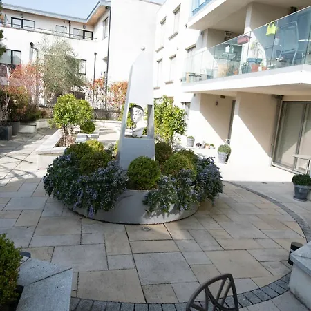 Διαμέρισμα Bray Central